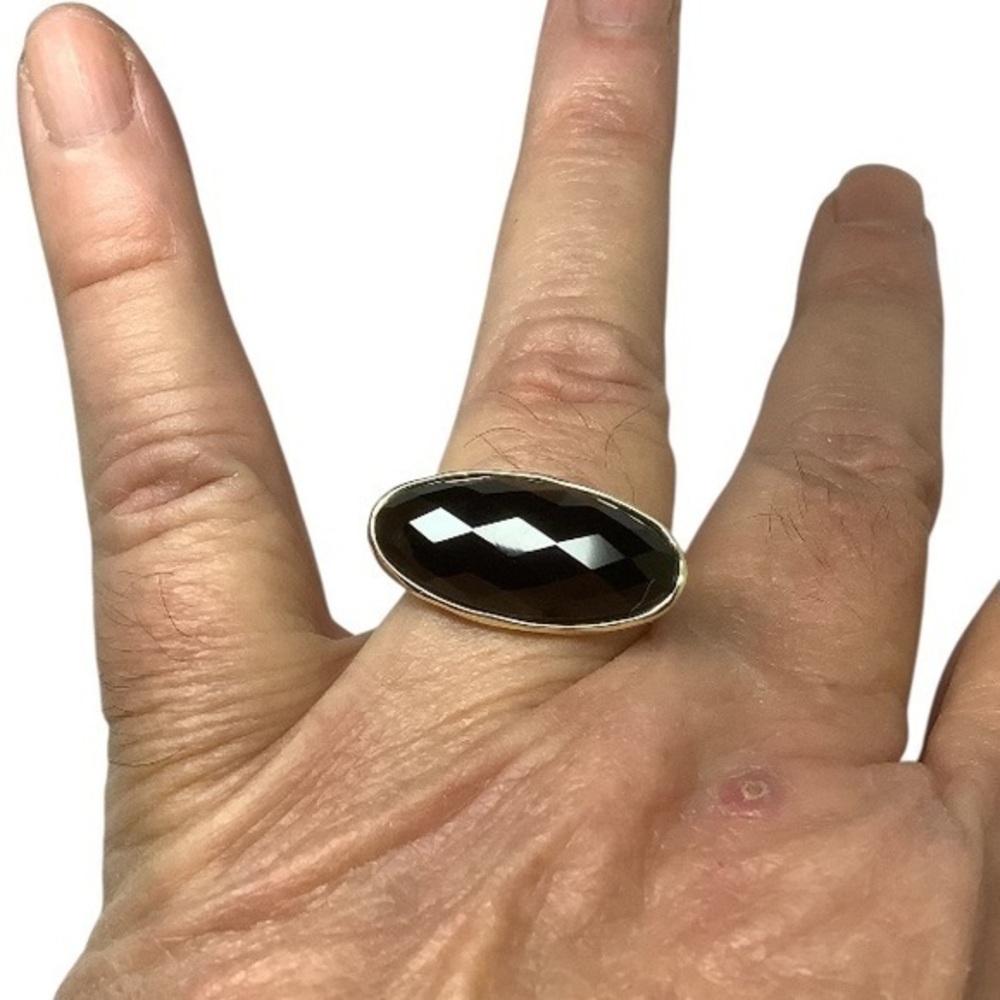 Elegant Black Oval gold plated ring size 9